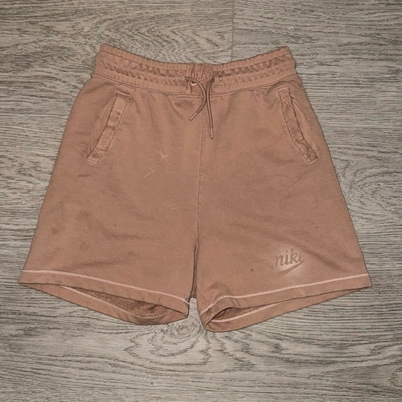 Nike Tan Sweatshorts - Picture 1 of 8